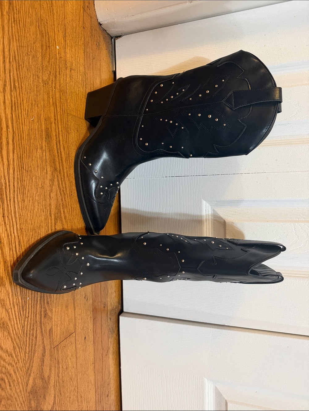 Black Studded Western Cowboy Boots - Women